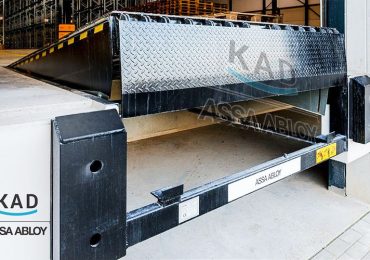 báo sàn nâng thủy lực