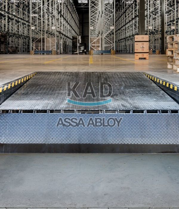 lắp sàn nâng thuỷ lực