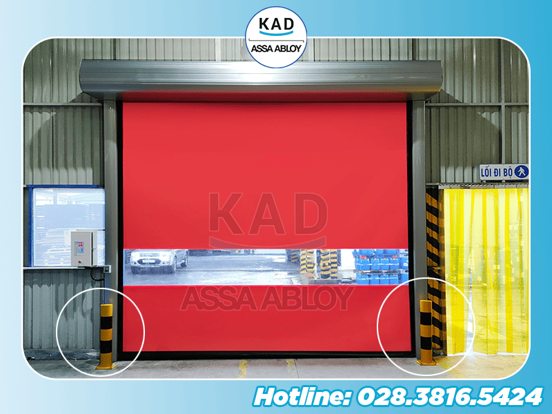 lắp đặt cọc tiêu cảnh báo