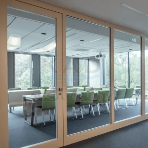 cửa kính chống cháy