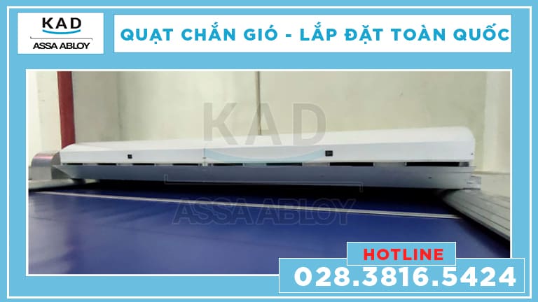 quạt chắn gió