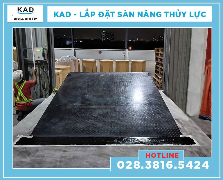 sàn nâng thủy lực lắp đặt tại nhà máy